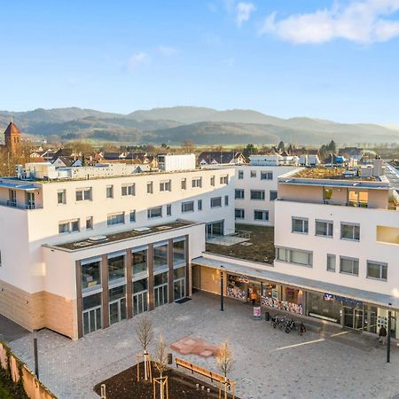 Empire Living: Denzlingen Marktplatz Exterior foto